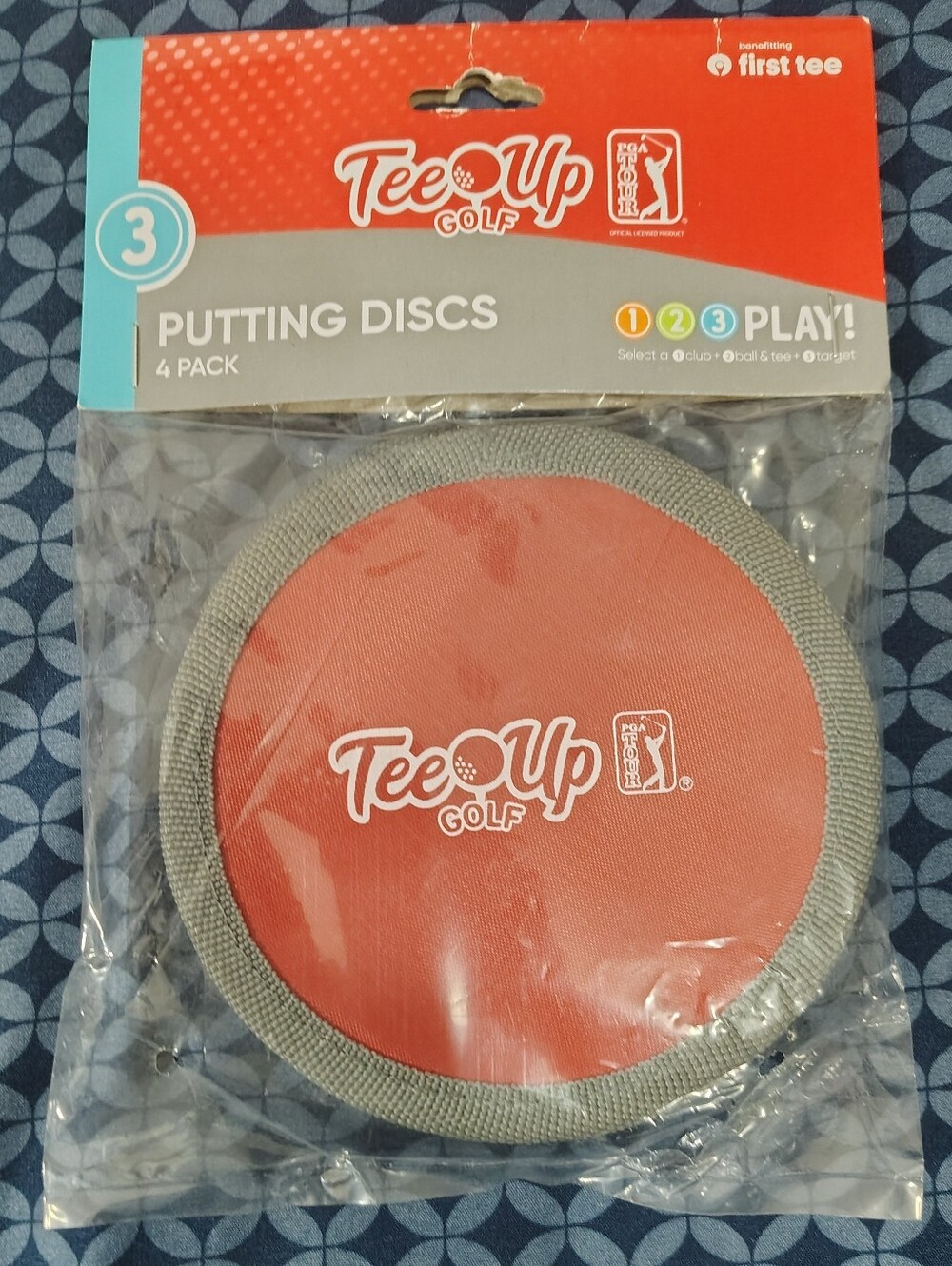 Brand New PGA Tour Tee Up Golf Portable Putting Discs (4-Pack Set)